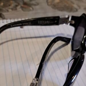 Solvari Black Sunglasses